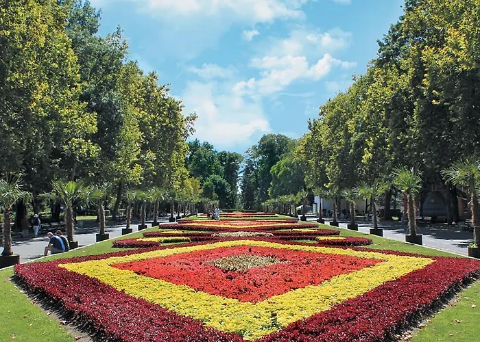 Deluxe Lazur Апартамент *